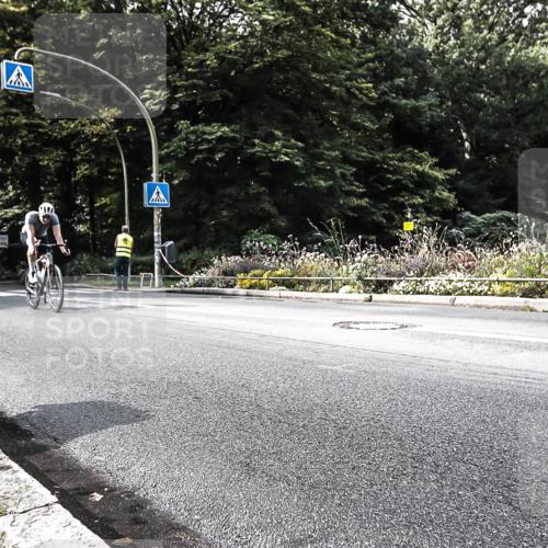 13.09.2026 - Stadtparktriathlon H.Heesch http://msf.ph/oto/10324771 13.09.2026 11:30:00 Radfahren 699, 741, 776 meine-sportfotos.de