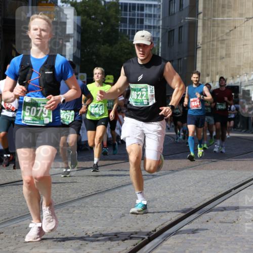 13.09.2026 - 21. swb-Marathon Bremen Strokosch-Dieckow http://msf.ph/oto/10324773 13.09.2026 13:10:58 Ziel 640, 1181, 1385, 1498, 1554, 2347, 2605, 4727, 5066, 5152, 5155, 5387, 5620, 5648, 6267, 7881, 9659, 13248, 335, 697, 3440, 3448, 3484, 3647, 4429, 5079, 6471, 6657, 8183, 8474, 9410, 9762 meine-sportfotos.de