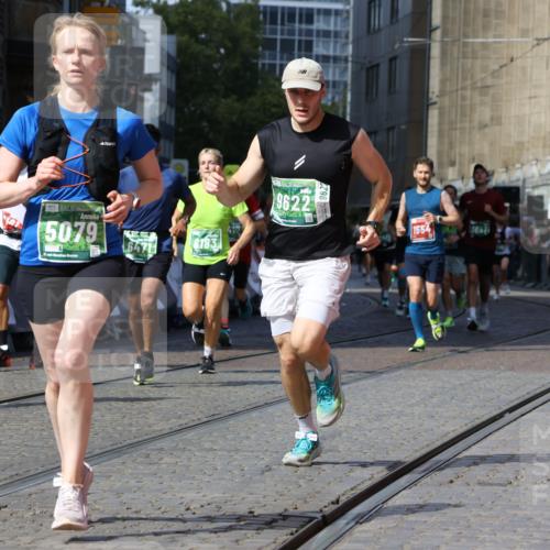 13.09.2026 - 21. swb-Marathon Bremen Strokosch-Dieckow http://msf.ph/oto/10324782 13.09.2026 13:10:58 Ziel 640, 1181, 1385, 1498, 1554, 2347, 2605, 4727, 5066, 5152, 5155, 5387, 5620, 5648, 6267, 7881, 9659, 13248, 335, 697, 3440, 3448, 3484, 3647, 4429, 5079, 6471, 6657, 8183, 8474, 9410, 9762 meine-sportfotos.de