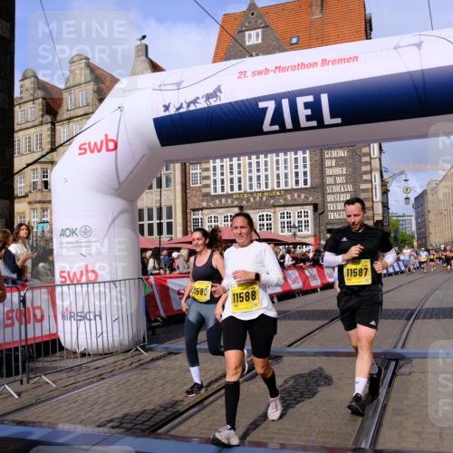 13.09.2026 - 21. swb-Marathon Bremen Tim E. http://msf.ph/oto/10324822 13.09.2026 11:00:25 Ziel 10175, 10758, 10867, 11016, 11071, 11158, 11159, 11160, 11250, 11259, 11445, 11453, 11524, 11525, 11528, 11587, 11588, 11589, 11879, 11907, 12123, 12190, 12274, 12352 meine-sportfotos.de