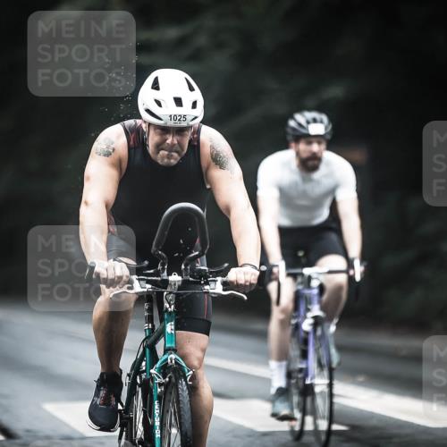 13.09.2026 - Stadtparktriathlon H.Heesch http://msf.ph/oto/10324842 13.09.2026 12:42:55 Radfahren 1025, 1031, 1084, 1239, 1290, 1306 meine-sportfotos.de