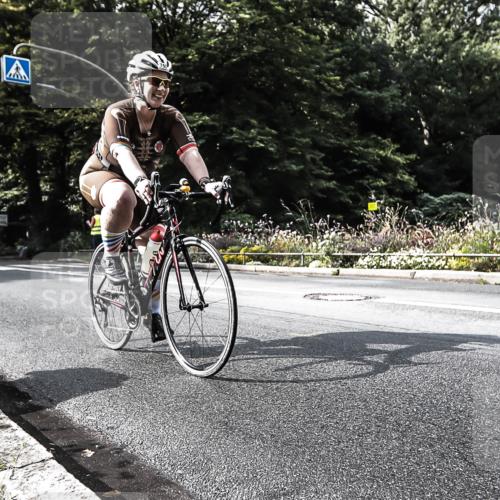 13.09.2026 - Stadtparktriathlon H.Heesch http://msf.ph/oto/10324856 13.09.2026 11:30:13 Radfahren 599, 618, 740, 755 meine-sportfotos.de