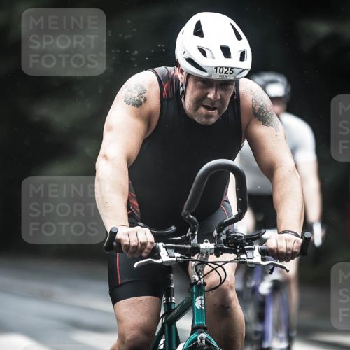 13.09.2026 - Stadtparktriathlon H.Heesch http://msf.ph/oto/10324857 13.09.2026 12:42:56 Radfahren 1025, 1031, 1084, 1239, 1290, 1306 meine-sportfotos.de