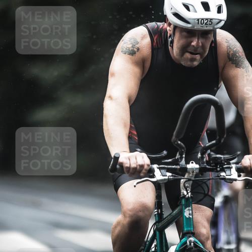 13.09.2026 - Stadtparktriathlon H.Heesch http://msf.ph/oto/10324861 13.09.2026 12:42:56 Radfahren 1025, 1031, 1084, 1239, 1290, 1306 meine-sportfotos.de