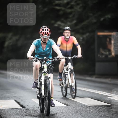 13.09.2026 - Stadtparktriathlon H.Heesch http://msf.ph/oto/10324865 13.09.2026 12:42:59 Radfahren 1025, 1031, 1084, 1239, 1290, 1303, 1306 meine-sportfotos.de