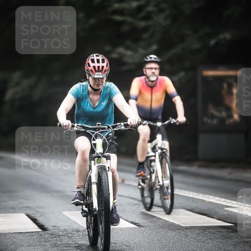 13.09.2026 - Stadtparktriathlon H.Heesch http://msf.ph/oto/10324867 13.09.2026 12:42:59 Radfahren 1025, 1031, 1084, 1239, 1290, 1303, 1306 meine-sportfotos.de