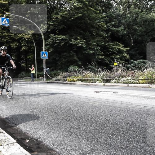 13.09.2026 - Stadtparktriathlon H.Heesch http://msf.ph/oto/10324893 13.09.2026 11:30:25 Radfahren 636, 737, 757, 825 meine-sportfotos.de