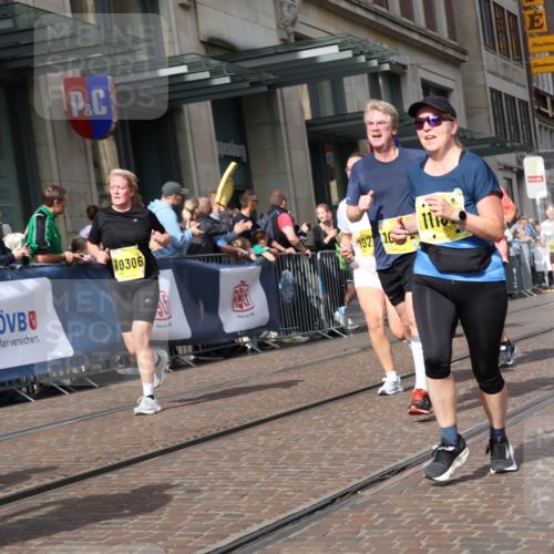 13.09.2026 - 21. swb-Marathon Bremen Strokosch-Dieckow http://msf.ph/oto/10324898 13.09.2026 11:00:29 Ziel 10093, 10263, 10272, 10275, 10306, 10367, 10368, 10753, 10857, 11055, 11162, 11180, 11247, 11343, 11359, 11475, 11540, 11556, 11687, 11708, 11728, 11797, 11804, 11819, 11838, 11959, 12006, 12116, 12397, 12428, 12430, 10144, 10369, 10677, 10801, 10810, 11016, 11045, 11126, 11129, 11547, 11623, 11769, 12018, 12105, 12106, 12190, 12291, 12352, 12394, 12530, 12531 meine-sportfotos.de