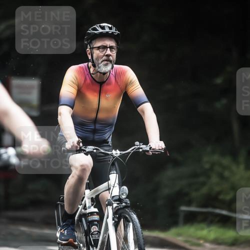 13.09.2026 - Stadtparktriathlon H.Heesch http://msf.ph/oto/10324902 13.09.2026 12:43:01 Radfahren 1025, 1084, 1239, 1290, 1303, 1306 meine-sportfotos.de