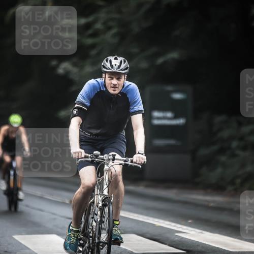 13.09.2026 - Stadtparktriathlon H.Heesch http://msf.ph/oto/10324904 13.09.2026 12:43:05 Radfahren 1073, 1084, 1178, 1290, 1303 meine-sportfotos.de
