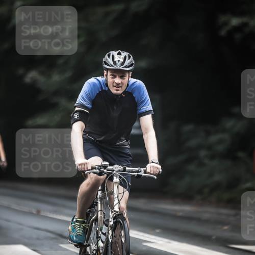 13.09.2026 - Stadtparktriathlon H.Heesch http://msf.ph/oto/10324914 13.09.2026 12:43:06 Radfahren 1073, 1084, 1178, 1290, 1303 meine-sportfotos.de