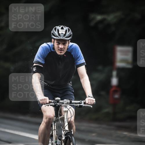 13.09.2026 - Stadtparktriathlon H.Heesch http://msf.ph/oto/10324920 13.09.2026 12:43:06 Radfahren 1073, 1084, 1178, 1290, 1303 meine-sportfotos.de
