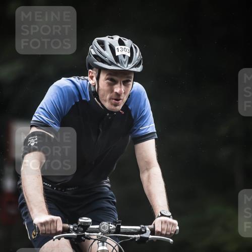 13.09.2026 - Stadtparktriathlon H.Heesch http://msf.ph/oto/10324940 13.09.2026 12:43:06 Radfahren 1073, 1084, 1178, 1290, 1303 meine-sportfotos.de