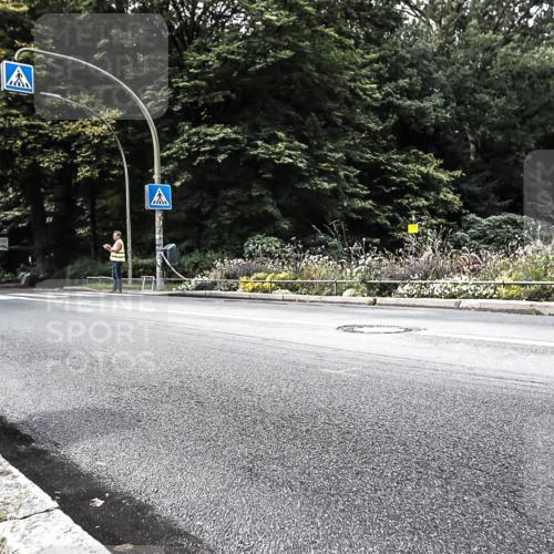 13.09.2026 - Stadtparktriathlon H.Heesch http://msf.ph/oto/10324947 13.09.2026 11:30:31 Radfahren 757, 790 meine-sportfotos.de