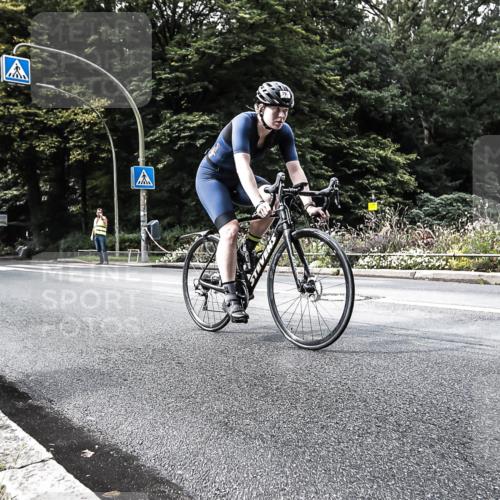 13.09.2026 - Stadtparktriathlon H.Heesch http://msf.ph/oto/10324973 13.09.2026 11:30:32 Radfahren 790 meine-sportfotos.de