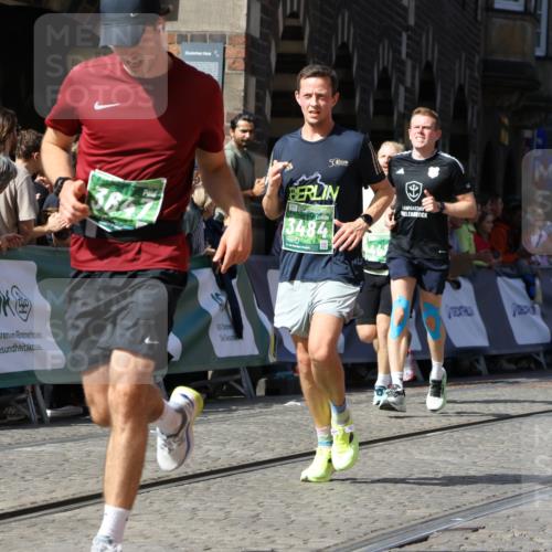 13.09.2026 - 21. swb-Marathon Bremen Strokosch-Dieckow http://msf.ph/oto/10324992 13.09.2026 13:11:06 Ziel 384, 1181, 1385, 1498, 1554, 2347, 4023, 4475, 4727, 5066, 5152, 5155, 5168, 5314, 5387, 5648, 7115, 7136, 9659, 13248, 1349, 2087, 3440, 3448, 3484, 4429, 6274, 8474, 9291, 9618, 9762 meine-sportfotos.de