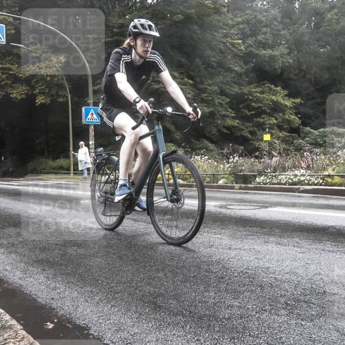13.09.2026 - Stadtparktriathlon H.Heesch http://msf.ph/oto/10325016 13.09.2026 12:41:41 Radfahren 1085, 1094, 1243, 1249, 1264 meine-sportfotos.de