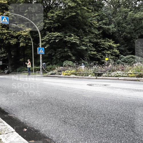 13.09.2026 - Stadtparktriathlon H.Heesch http://msf.ph/oto/10325035 13.09.2026 11:30:54 Radfahren 594, 611 meine-sportfotos.de