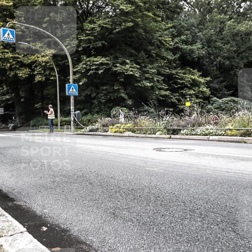13.09.2026 - Stadtparktriathlon H.Heesch http://msf.ph/oto/10325047 13.09.2026 11:30:55 Radfahren 594, 611 meine-sportfotos.de