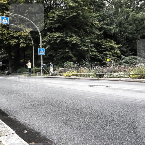 13.09.2026 - Stadtparktriathlon H.Heesch http://msf.ph/oto/10325062 13.09.2026 11:30:57 Radfahren 594, 611 meine-sportfotos.de