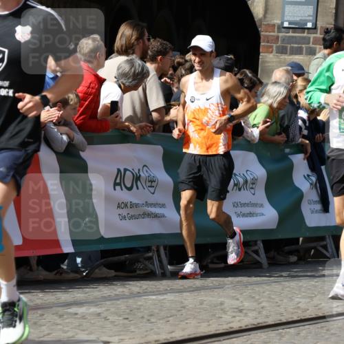 13.09.2026 - 21. swb-Marathon Bremen Strokosch-Dieckow http://msf.ph/oto/10325071 13.09.2026 13:11:09 Ziel 384, 1385, 1498, 2021, 2347, 2759, 4023, 4475, 4571, 5066, 5152, 5155, 5168, 5314, 5387, 5648, 7115, 7136, 9622, 9659, 13248, 1349, 2087, 3440, 3448, 3899, 6274, 8474, 9291, 9618, 9762 meine-sportfotos.de