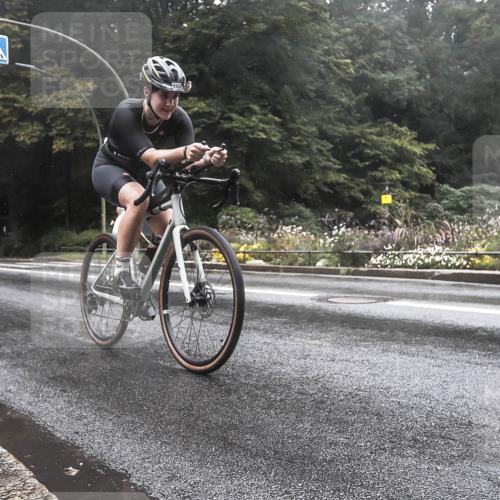 13.09.2026 - Stadtparktriathlon H.Heesch http://msf.ph/oto/10325073 13.09.2026 12:42:03 Radfahren 1089, 1107, 1161, 1184, 1196, 1210, 1284, 1287, 1292, 1293 meine-sportfotos.de