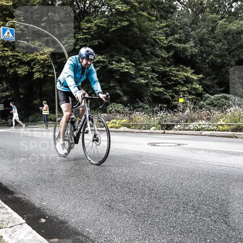 13.09.2026 - Stadtparktriathlon H.Heesch http://msf.ph/oto/10325089 13.09.2026 11:31:02 Radfahren 590, 656, 787 meine-sportfotos.de