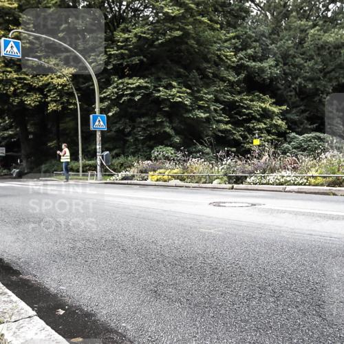 13.09.2026 - Stadtparktriathlon H.Heesch http://msf.ph/oto/10325091 13.09.2026 11:31:03 Radfahren 590, 656, 787 meine-sportfotos.de