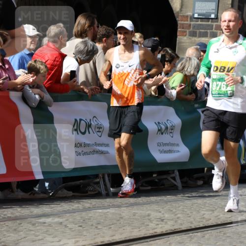 13.09.2026 - 21. swb-Marathon Bremen Strokosch-Dieckow http://msf.ph/oto/10325093 13.09.2026 13:11:09 Ziel 384, 1385, 1498, 2021, 2347, 2759, 4023, 4475, 4571, 5066, 5152, 5155, 5168, 5314, 5387, 5648, 7115, 7136, 9622, 9659, 13248, 1349, 2087, 3440, 3448, 3899, 6274, 8474, 9291, 9618, 9762 meine-sportfotos.de