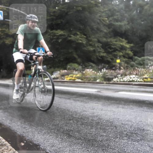 13.09.2026 - Stadtparktriathlon H.Heesch http://msf.ph/oto/10325100 13.09.2026 12:42:17 Radfahren 1150, 1177, 1288 meine-sportfotos.de