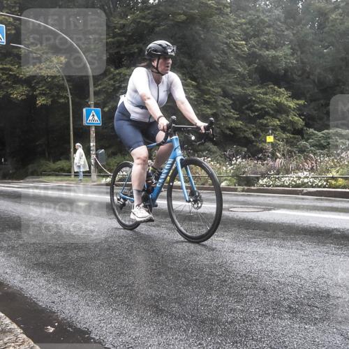 13.09.2026 - Stadtparktriathlon H.Heesch http://msf.ph/oto/10325111 13.09.2026 12:42:20 Radfahren 1150, 1168, 1177, 1288 meine-sportfotos.de