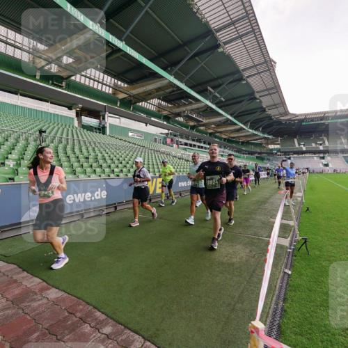13.09.2026 - 21. swb-Marathon Bremen Michael Burmester http://msf.ph/oto/10325125 13.09.2026 13:28:31 Laufen im Stadion 111, 220, 357, 422, 476, 478, 597, 685, 726, 729, 754, 829, 888, 925, 986, 1079, 1220, 1298, 1325, 1384, 1412, 1496, 1608, 1615, 1741, 1769, 1777, 1958, 1961, 1984, 2236, 2326, 2365, 2472, 2502, 2507, 2574, 2593, 2725, 2743, 2862, 2868, 2875, 2876, 2923, 2924, 2991, 3020, 3045, 3061, 3073, 3154, 3184, 3219, 3238, 3274, 3321, 3361, 3589, 3592, 3594, 3595, 3678, 3694, 3755, 3798, 3826, 3853, 3885, 3907, 3953, 3965, 3971, 3978, 3987, 4108, 4238, 4457, 4660 meine-sportfotos.de