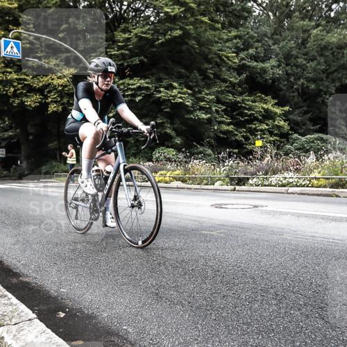 13.09.2026 - Stadtparktriathlon H.Heesch http://msf.ph/oto/10325144 13.09.2026 11:31:39 Radfahren 601, 700, 807 meine-sportfotos.de