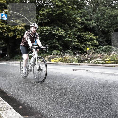 13.09.2026 - Stadtparktriathlon H.Heesch http://msf.ph/oto/10325154 13.09.2026 11:31:56 Radfahren 774, 804, 805 meine-sportfotos.de