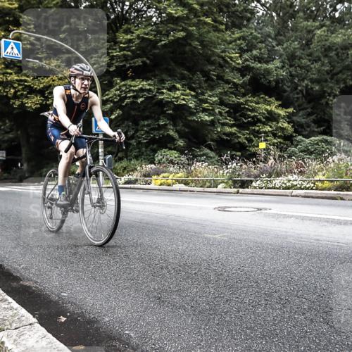 13.09.2026 - Stadtparktriathlon H.Heesch http://msf.ph/oto/10325184 13.09.2026 11:32:17 Radfahren 637, 676, 738 meine-sportfotos.de