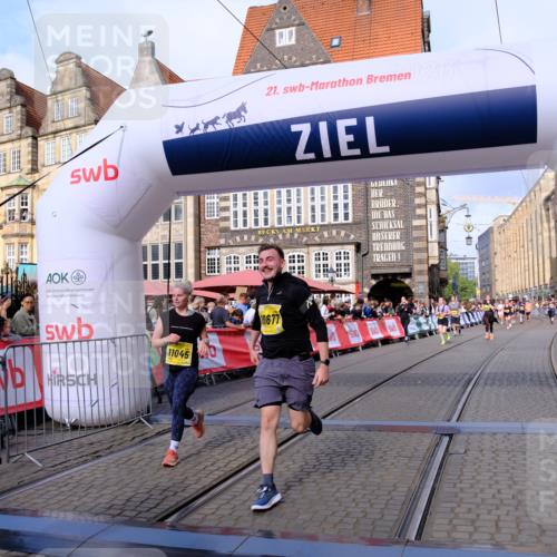 13.09.2026 - 21. swb-Marathon Bremen Tim E. http://msf.ph/oto/10325188 13.09.2026 11:00:40 Ziel 10144, 10369, 10677, 10801, 10810, 11016, 11045, 11126, 11129, 11547, 11623, 11769, 12018, 12105, 12106, 12190, 12291, 12352, 12394, 12530, 12531 meine-sportfotos.de