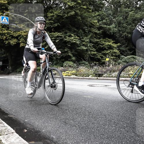 13.09.2026 - Stadtparktriathlon H.Heesch http://msf.ph/oto/10325199 13.09.2026 11:32:25 Radfahren 658, 714, 744, 765, 773, 779, 780 meine-sportfotos.de