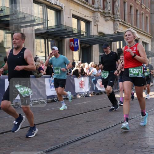 13.09.2026 - 21. swb-Marathon Bremen Strokosch-Dieckow http://msf.ph/oto/10325204 13.09.2026 13:19:48 Ziel 205, 411, 431, 495, 511, 655, 1053, 1058, 1252, 1390, 1537, 1551, 1750, 1931, 1972, 2122, 2343, 2807, 2885, 2903, 3240, 3411, 3685, 3690, 4287, 5340, 5389, 5583, 5813, 5837, 6663, 7018, 7341, 7404, 7488, 7531, 7664, 9518, 9756, 13192, 161, 411, 461, 926, 1010, 1232, 1281, 1468, 1535, 1642, 2870, 2906, 3319, 3966, 4101, 4455, 4479, 4480, 4977, 4978, 7037, 7140, 7268, 7655, 7945, 8153, 8185, 8263, 9082, 9359, 9984, 13163 meine-sportfotos.de