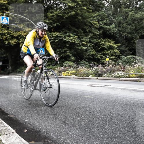 13.09.2026 - Stadtparktriathlon H.Heesch http://msf.ph/oto/10325244 13.09.2026 11:32:35 Radfahren 707, 728, 752 meine-sportfotos.de