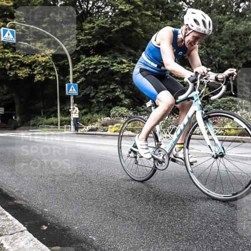 13.09.2026 - Stadtparktriathlon H.Heesch http://msf.ph/oto/10325250 13.09.2026 11:32:45 Radfahren 736, 772 meine-sportfotos.de