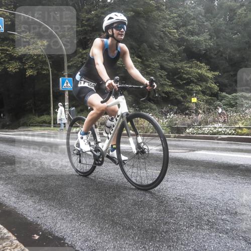 13.09.2026 - Stadtparktriathlon H.Heesch http://msf.ph/oto/10325252 13.09.2026 12:43:58 Radfahren 1181, 1209, 1220 meine-sportfotos.de