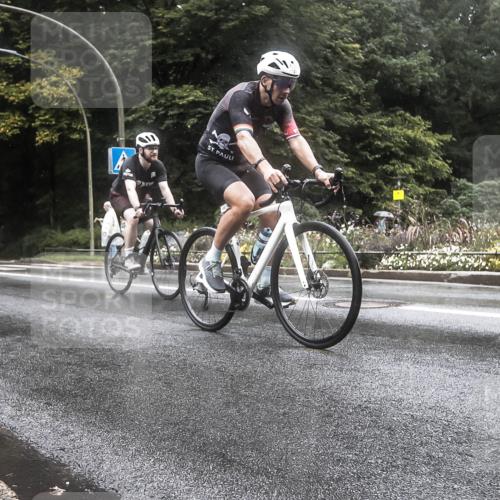 13.09.2026 - Stadtparktriathlon H.Heesch http://msf.ph/oto/10325275 13.09.2026 12:44:25 Radfahren 978, 1075, 1170, 1221, 1230, 1307 meine-sportfotos.de
