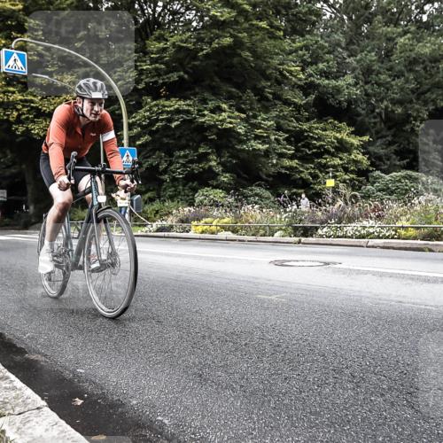 13.09.2026 - Stadtparktriathlon H.Heesch http://msf.ph/oto/10325292 13.09.2026 11:32:53 Radfahren 657, 677, 712, 739 meine-sportfotos.de