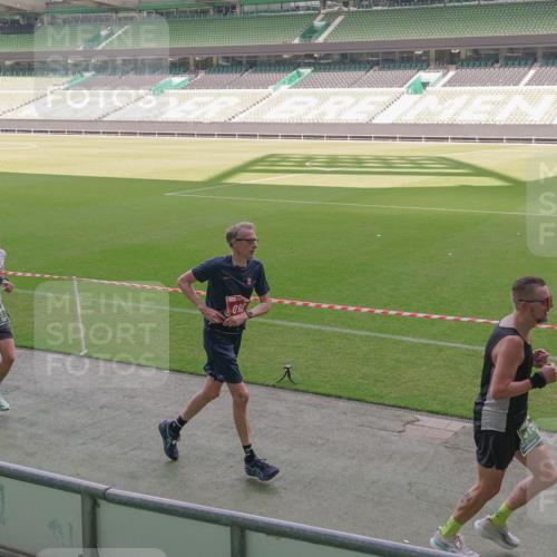 13.09.2026 - 21. swb-Marathon Bremen Michael Burmester http://msf.ph/oto/10325298 13.09.2026 12:54:41 Laufen im Stadion 145, 161, 189, 201, 205, 313, 376, 385, 388, 461, 472, 481, 495, 541, 560, 615, 616, 666, 675, 696, 740, 816, 827, 982, 1053, 1076, 1197, 1207, 1390, 1419, 1433, 1445, 1468, 1551, 1599, 1631, 1658, 1664, 1707, 1814, 2055, 2125, 2234, 2251, 2280, 2319, 2362, 2383, 2390, 2401, 2422, 2454, 2474, 2499, 2623, 2701, 2733, 2801, 2824, 2870, 2882, 2913, 2922, 2962, 2971, 2997, 3012, 3054, 3134, 3175, 3206, 3241, 3246, 3346, 3356, 3357, 3413, 3706, 3716, 3836, 4137, 6106 meine-sportfotos.de