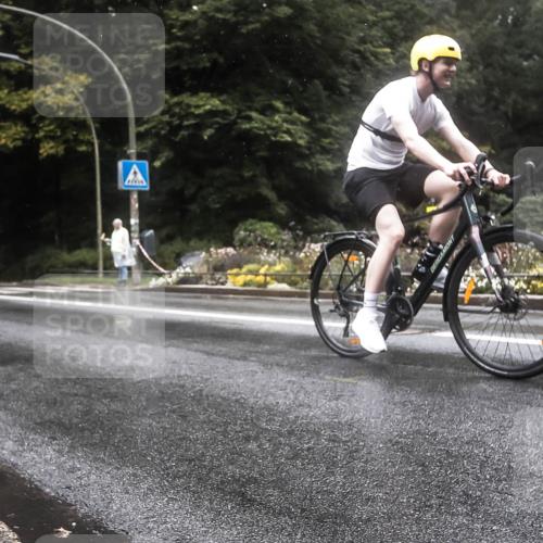 13.09.2026 - Stadtparktriathlon H.Heesch http://msf.ph/oto/10325305 13.09.2026 12:44:27 Radfahren 978, 1075, 1170, 1221, 1230, 1252, 1307 meine-sportfotos.de