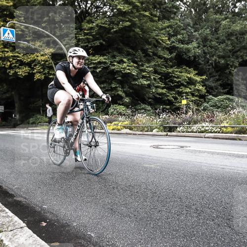 13.09.2026 - Stadtparktriathlon H.Heesch http://msf.ph/oto/10325333 13.09.2026 11:33:06 Radfahren 684, 758, 770, 801 meine-sportfotos.de