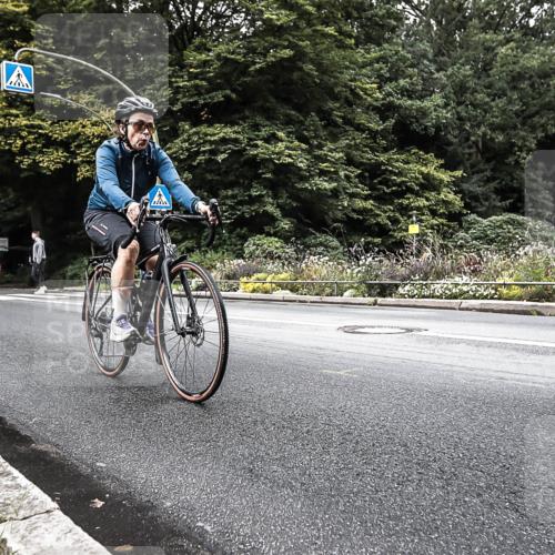 13.09.2026 - Stadtparktriathlon H.Heesch http://msf.ph/oto/10325344 13.09.2026 11:33:08 Radfahren 684, 735, 758, 770 meine-sportfotos.de