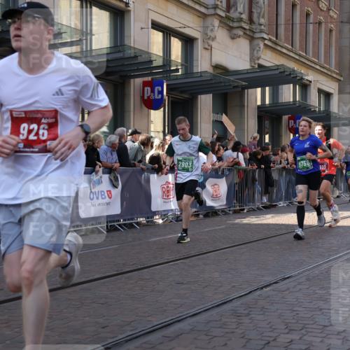 13.09.2026 - 21. swb-Marathon Bremen Strokosch-Dieckow http://msf.ph/oto/10325348 13.09.2026 13:19:51 Ziel 205, 431, 495, 511, 655, 1058, 1252, 1390, 1537, 1750, 1931, 1972, 2122, 2343, 2577, 2807, 2885, 2903, 3685, 3690, 4287, 5340, 5389, 5583, 5813, 5837, 6663, 6901, 7018, 7341, 7404, 7531, 7664, 8178, 9518, 9756, 13192, 161, 411, 461, 926, 1010, 1053, 1232, 1281, 1468, 1535, 1551, 1642, 1972, 2870, 2906, 3240, 3319, 3411, 3966, 4101, 4479, 4480, 4977, 4978, 7037, 7140, 7488, 7655, 8185, 8263, 9082, 9359, 9984, 13163 meine-sportfotos.de
