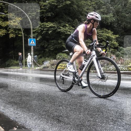 13.09.2026 - Stadtparktriathlon H.Heesch http://msf.ph/oto/10325365 13.09.2026 12:44:53 Radfahren 1078, 1102, 1134, 1157, 1247, 1256, 1258, 1302 meine-sportfotos.de