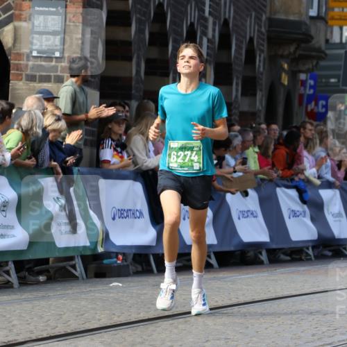 13.09.2026 - 21. swb-Marathon Bremen Strokosch-Dieckow http://msf.ph/oto/10325366 13.09.2026 13:11:17 Ziel 335, 384, 697, 1385, 2021, 2759, 3647, 4023, 4475, 4571, 5079, 5155, 5168, 5314, 5387, 6471, 6657, 7115, 7136, 8183, 9410, 9622, 9659, 13248, 382, 3899, 6274, 7109, 8982, 9291 meine-sportfotos.de